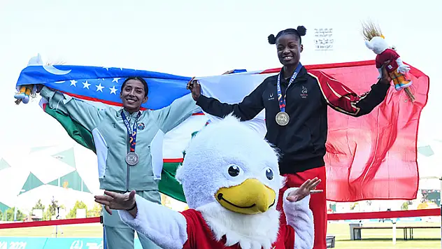 Atletizmde 400 metrede madalyalar sahiplerini buldu


