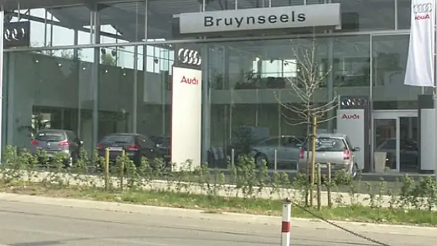 Audi Brüksel'deki fabrikada üretimi durdurdu