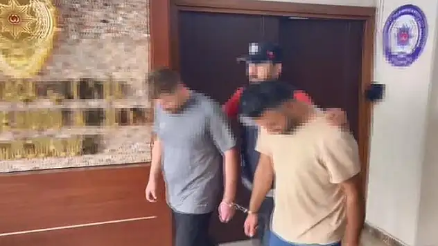 Avcılar'da yakalanan 18 kaçak göçmeni İstanbul'a getiren şüpheliler tutuklandı
