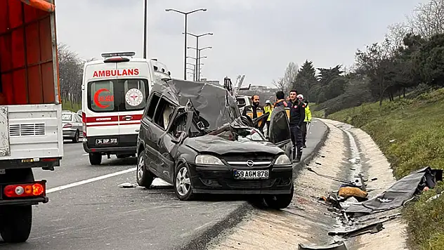 Avcılar'da zincirleme kaza: 2 ölü, 4 yaralı
