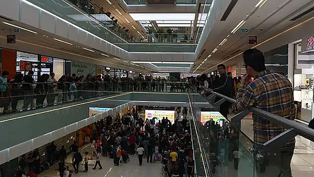 AVM'ler arttıkça esnaf sayısı azalıyor