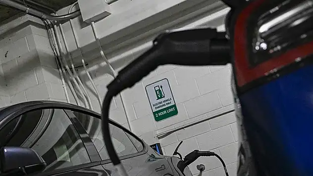 Avrupa'da satılan 5 arabadan 1'i artık elektrikli
