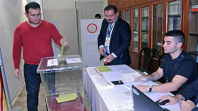 Avrupa'daki Türkler sandık başında