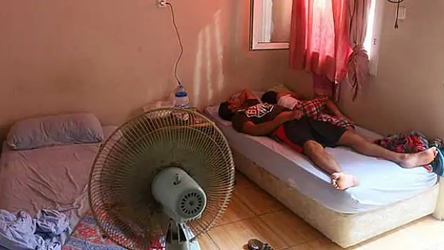 Avrupa hayaliyle zor koşullara katlanıyorlar