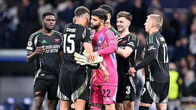 Avrupa liglerinde görünüm, Arsenal farkı açıyor