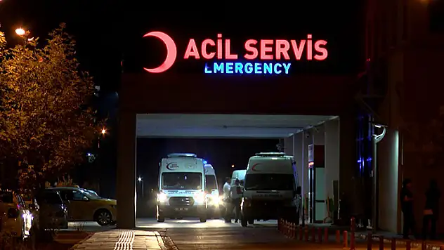 Avukat, silahlı saldırıda ayaklarından vuruldu