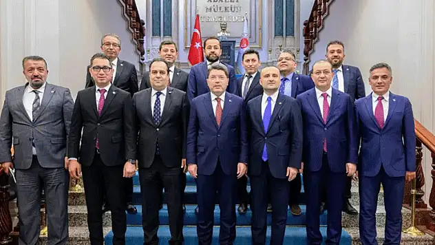 Avukatlardan Ankara çıkarması