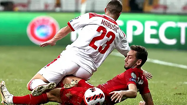 Ay-yıldızlı Milliler Dünya Kupası yolunda Karadağ ile 2-2 berabere kaldı

