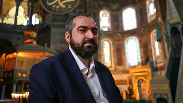 Ayasofya Camii İmamı Boynukalın akademik görevine geri döndü