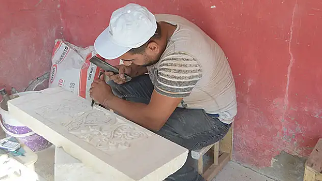 Ayda 9 Bin TL'ye Çalıştıracak İşçi Bulamıyor