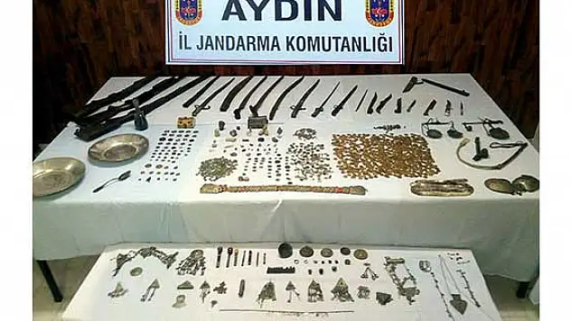 Aydın'da 1659 parça tarihi eser ele geçirdi