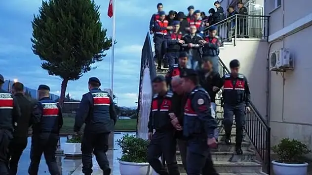 Aydın'daki 'yeşil reçeteli ilaç' operasyonunda 8 tutuklama