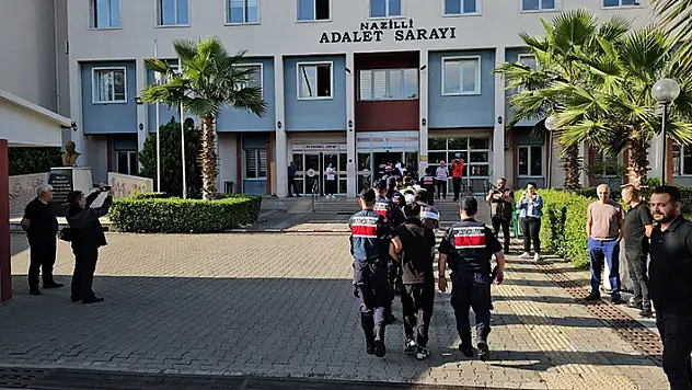 Aydın merkezli 17 ilde dolandırıcılık yapan 38 kişiden 18'i tutuklandı
