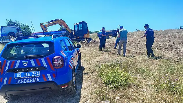 Aydın'da Hazine arazisinde kaçak kazıya 4 gözaltı