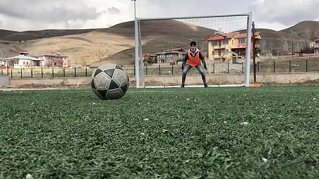 Aydınlar Belediyesinden futbol sahası yapım ihalesi
