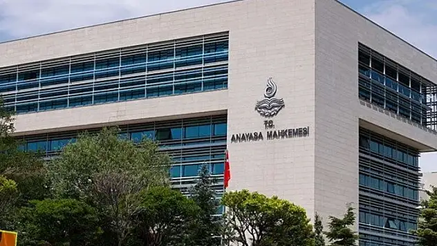 AYM'den ''nonoş'' ve ''noniş'' kararı
