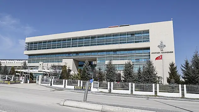 AYM, istinafa başvuru için 5 bin lira alt sınırını iptal etti
