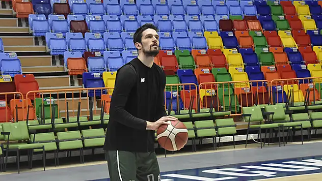 AYOS Konyasporlu Sinan Sağlam: Herkesi yenebilecek bir takım olduğumuzu gösterdik

