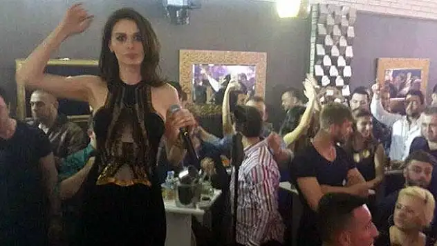 Ayşe Hatun Önal'a hayranlarından tepki