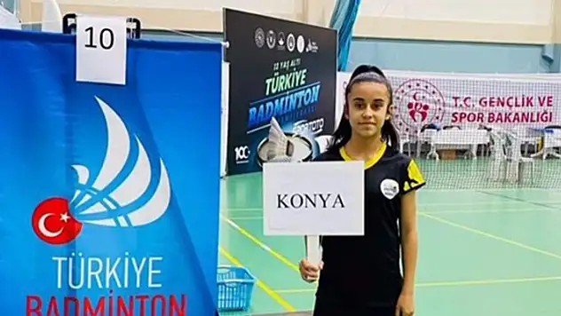 Ayşenaz Azman milli takım forması giyecek