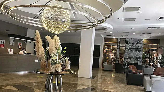 Ayvalık'ta 230 odalı otel açık artırma ile satılacak