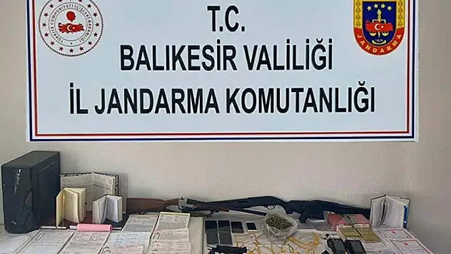 Ayvalık'ta tefeci operasyonu: 27 tutuklama
