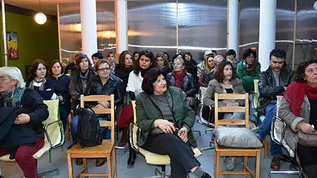 Ayvalıklı kadınlardan film gösterimi