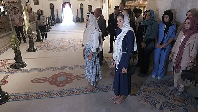 Azerbaycan Cumhurbaşkanı Aliyev'in eşi Mihriban Aliyeva Mevlana Müzesi'ni ziyaret etti
