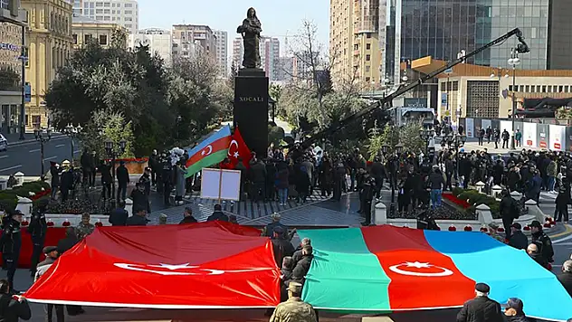Azerbaycan'da Hocalı Katliamı kurbanları anılıyor
