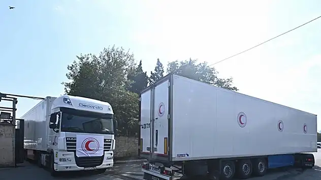 Azerbaycan, Karabağ'daki Ermeniler için gıda yardımı gönderdi
