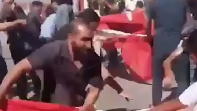 Azez'de Türk bayrağına zarar veren bir Suriyeli daha yakalandı
