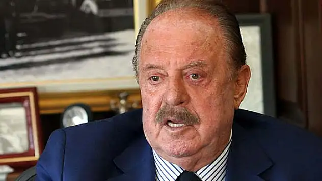 Aziz Yıldırım gitsin evinde otursun