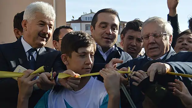 Aziz Yıldırım, Konya'da pota açılışı yaptı