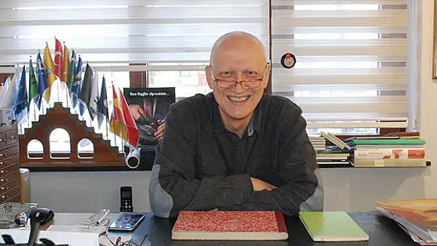 Baba sevgisi kırtasiyeci yaptı