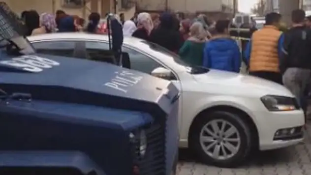 Baba vahşeti! Çocuklarını öldürdü...