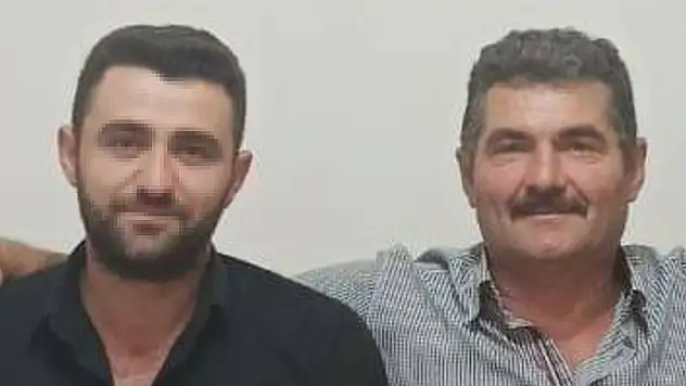 Babası ve birlikte yaşadığı kadını tabancayla öldürdü