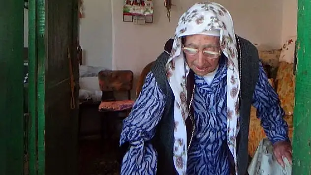 Babası, Yaşar Kemal doğduğunda 7 kurban kestirmiş