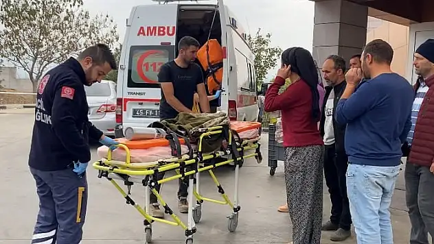 Babasının kullandığı traktörün çarptığı bebek ağır yaralandı
