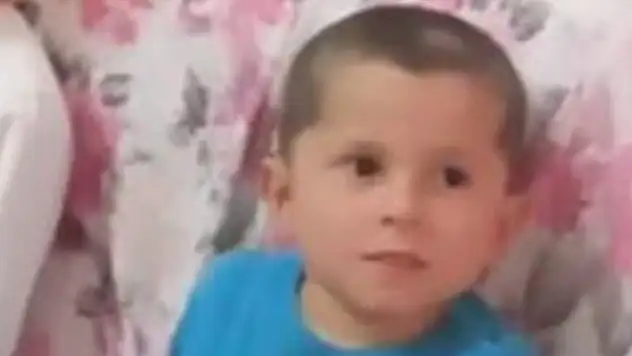 Babasının kullandığı traktörün çarptığı çocuk öldü
