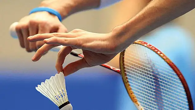 Badmintonda 2 turnuva iptal