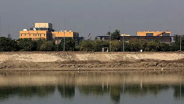 Bağdat'ta ABD Büyükelçiliğine füzeli saldırı