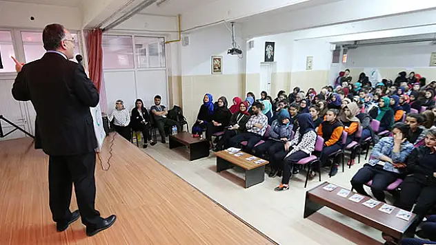 Bağımlılıkta yaş aralığı düşüyor