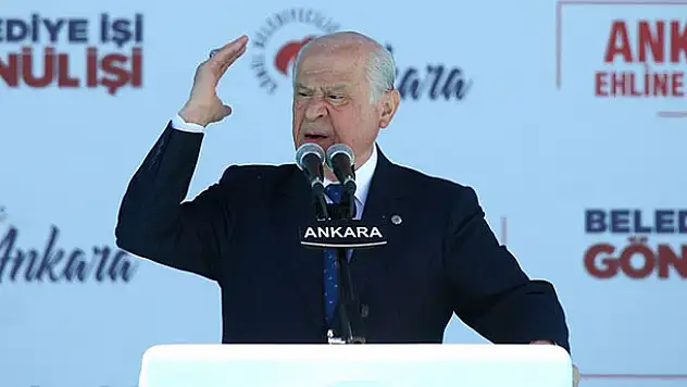 Bahçeli: 31 Mart uçurumdan önceki son çıkıştır