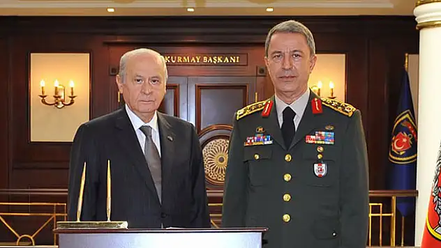 Bahçeli'den Akar çıkışı! Babamın oğlu değil...