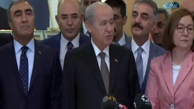 Bahçeli, Tuğrul Türkeş sorusuna cevap vermedi