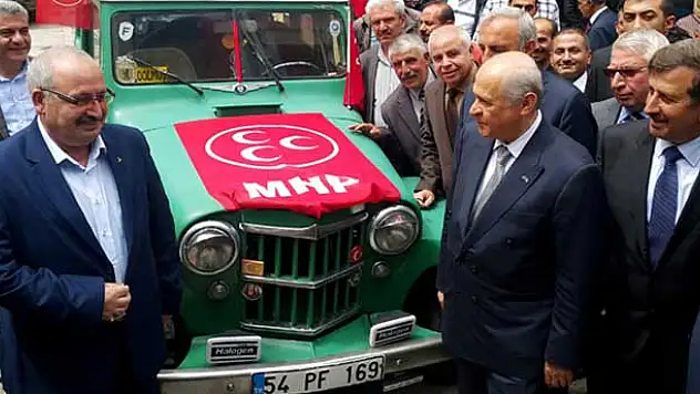Bahçeli'ye Gümüşhane'de sürpriz hediye