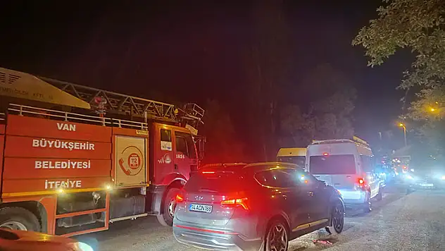 Bahçesaray'da çaya düşen kız çocuğu hayatını kaybetti