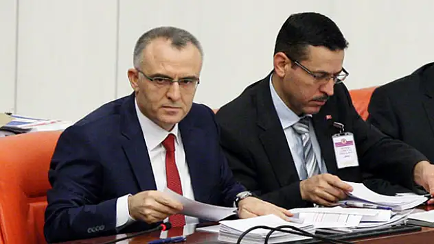 Bakan Ağbal: 'Vergi oranlarında indirim söz konusu olamaz'