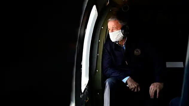 Bakan Akar: '700'den fazla hedef vuruldu'