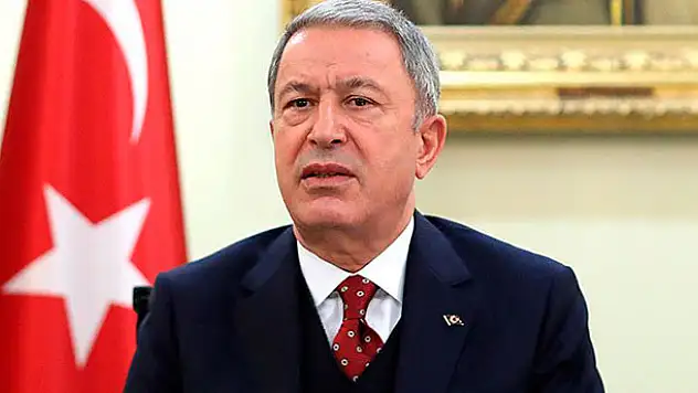 Bakan Akar: Yeni celplerle gelecek yaklaşık 100 bin gencimize test yaptık